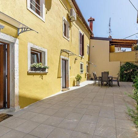Appartamento House Aves 2 Kaštelir Esterno foto